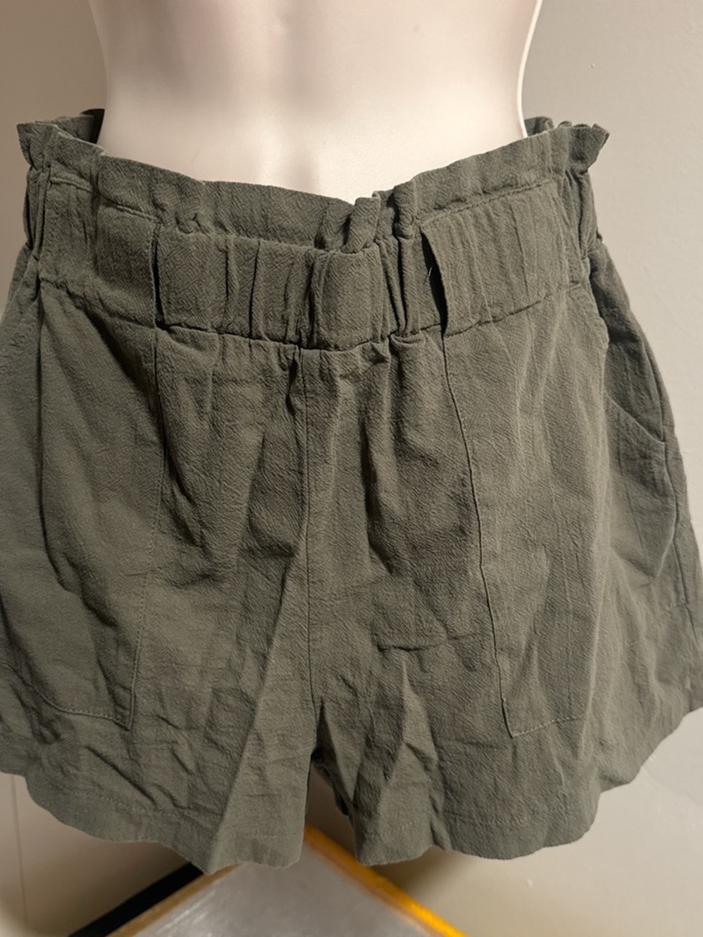 SHEIN Olive Green High Waist Paperbag Shorts
